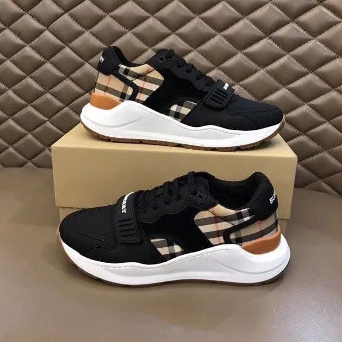 Burberry Sneakers