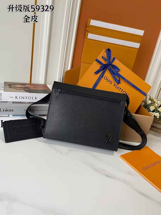 Louis Vuitton Messenger Bag