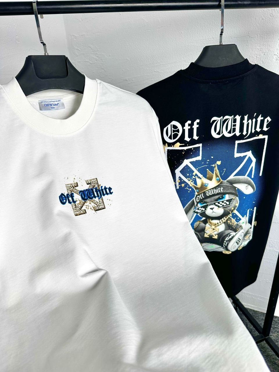 Off White T-shirt