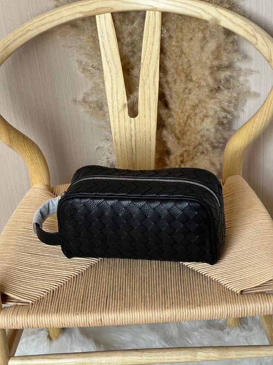 Bottega Veneta Pouch (Vip)