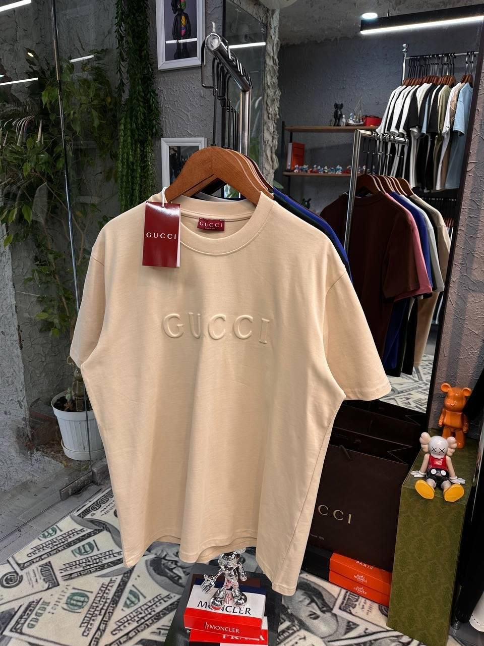 Gucci T-shirt