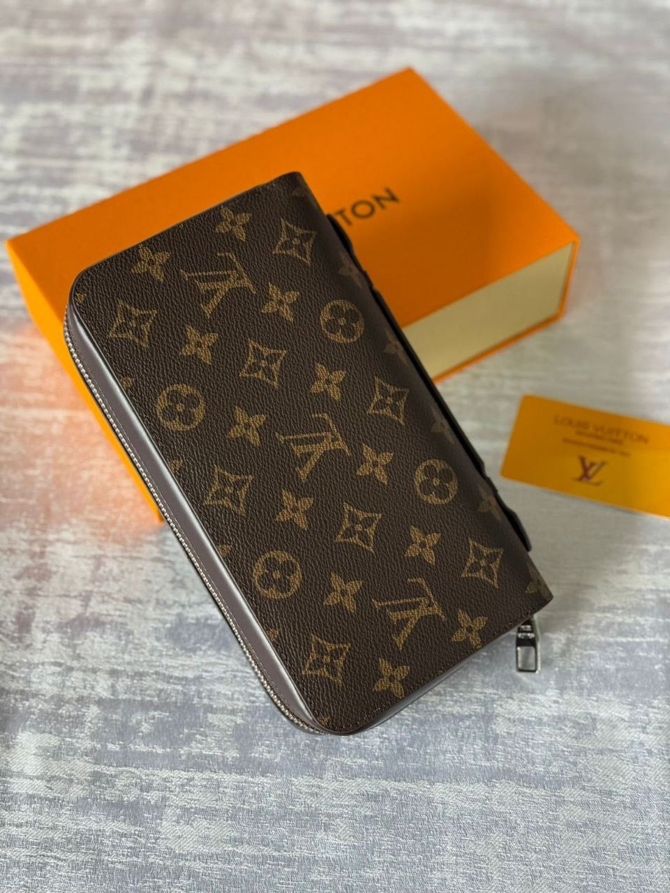 Louis Vuitton Long Wallet (Vip)