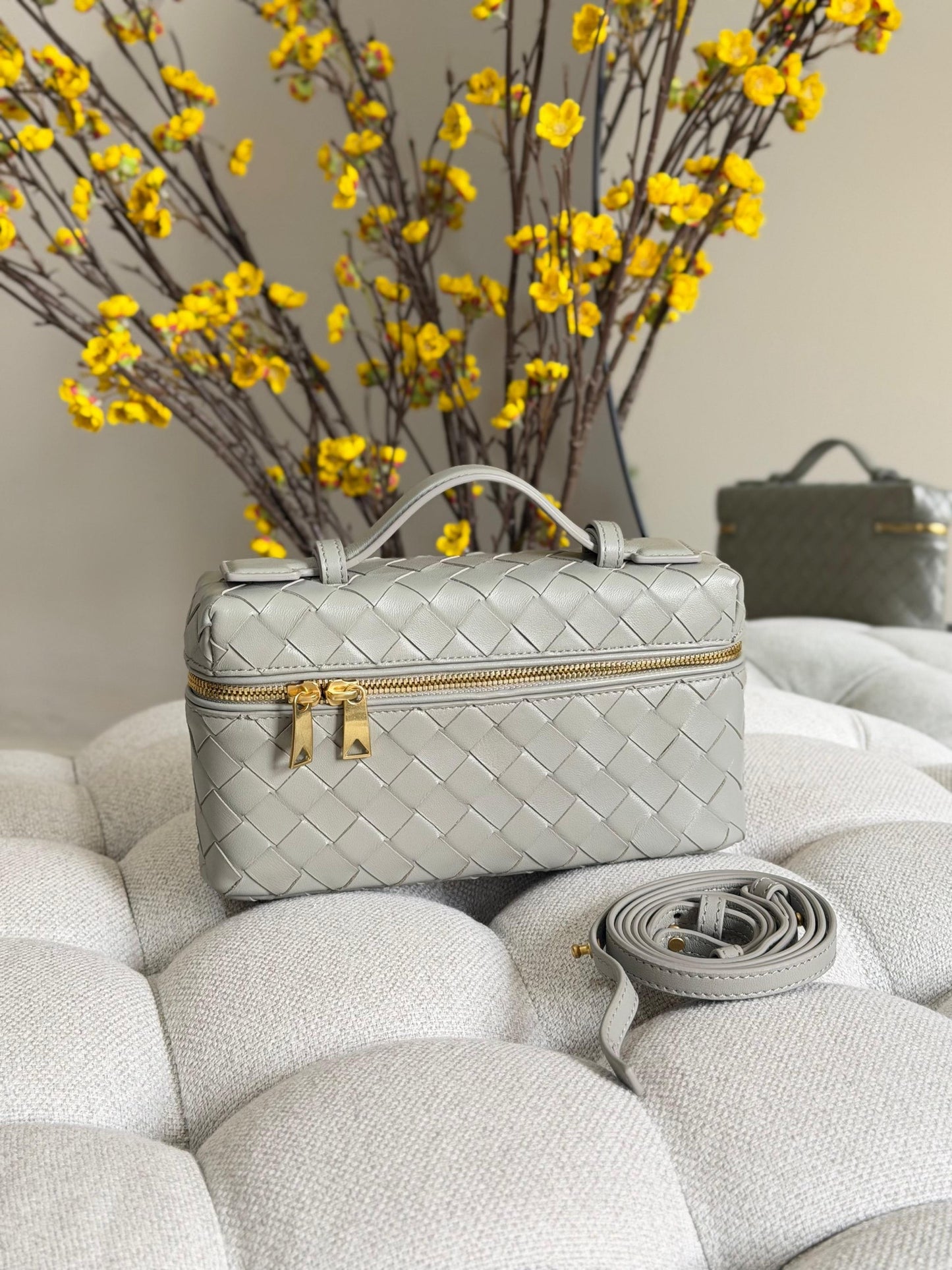 Bottega Veneta Sling Bag (Vip)