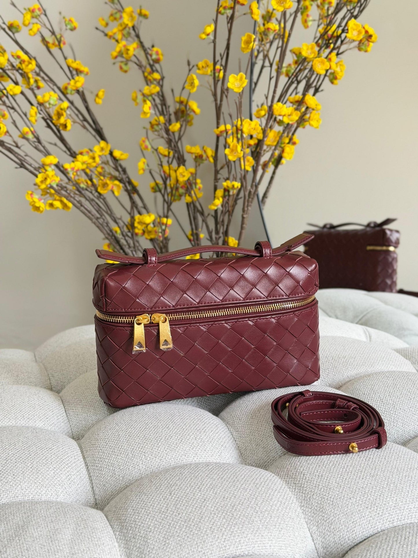 Bottega Veneta Sling Bag (Vip)