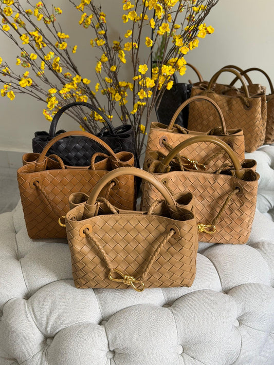 Bottega Veneta Hand Bag(Vip)