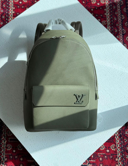 Louis Vuitton Backpack (Vip)