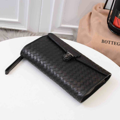 Bottega Veneta Clutch Bag (Vip)