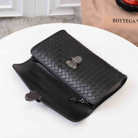 Bottega Veneta Clutch Bag (Vip)