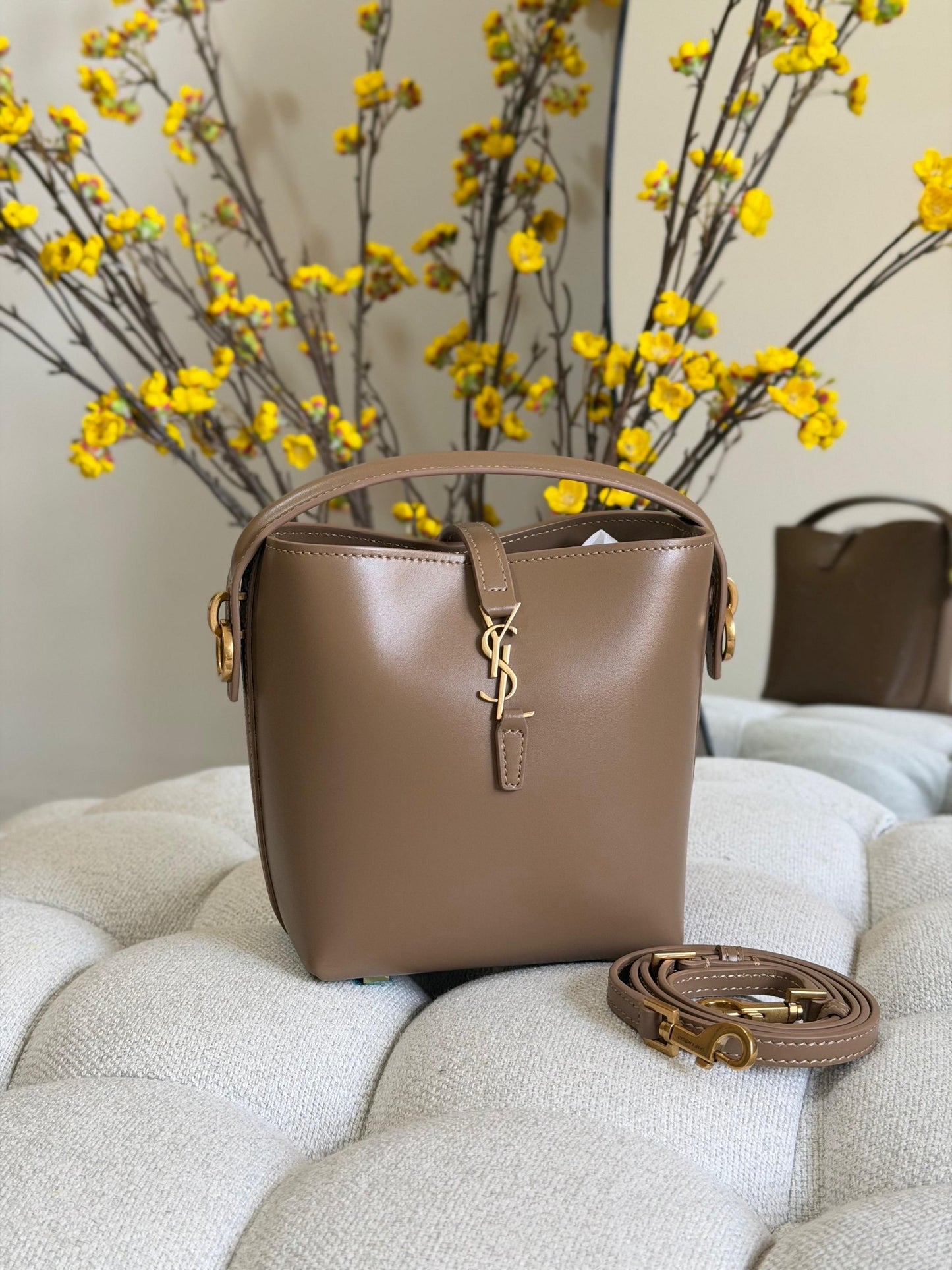 Ysl Sling Bag (Vip)
