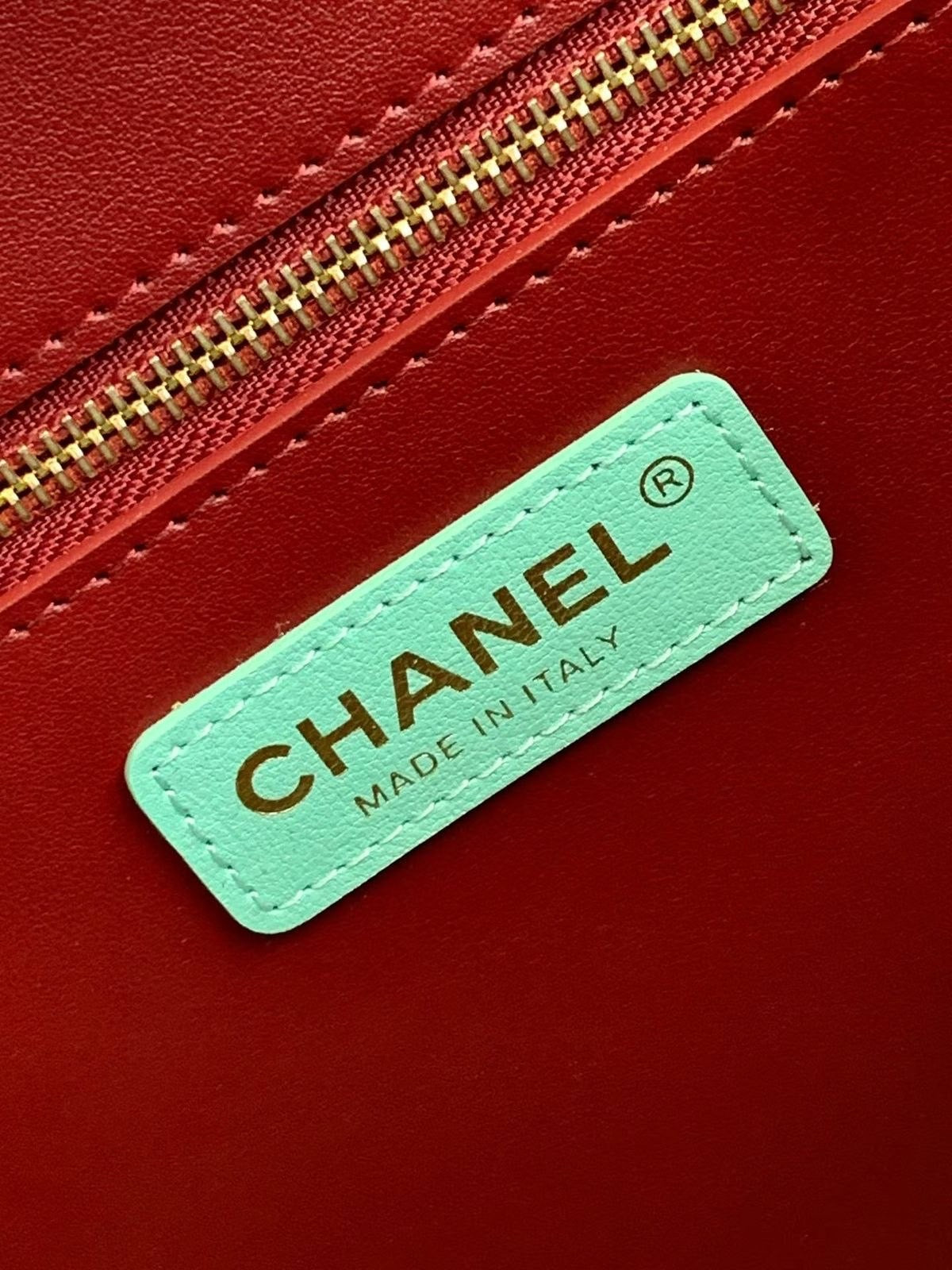 YSL Shoulder Bag (VIP Quality)