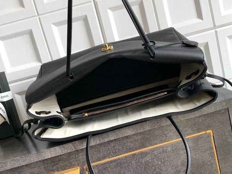 Chanel HandBag (VIP Quality)