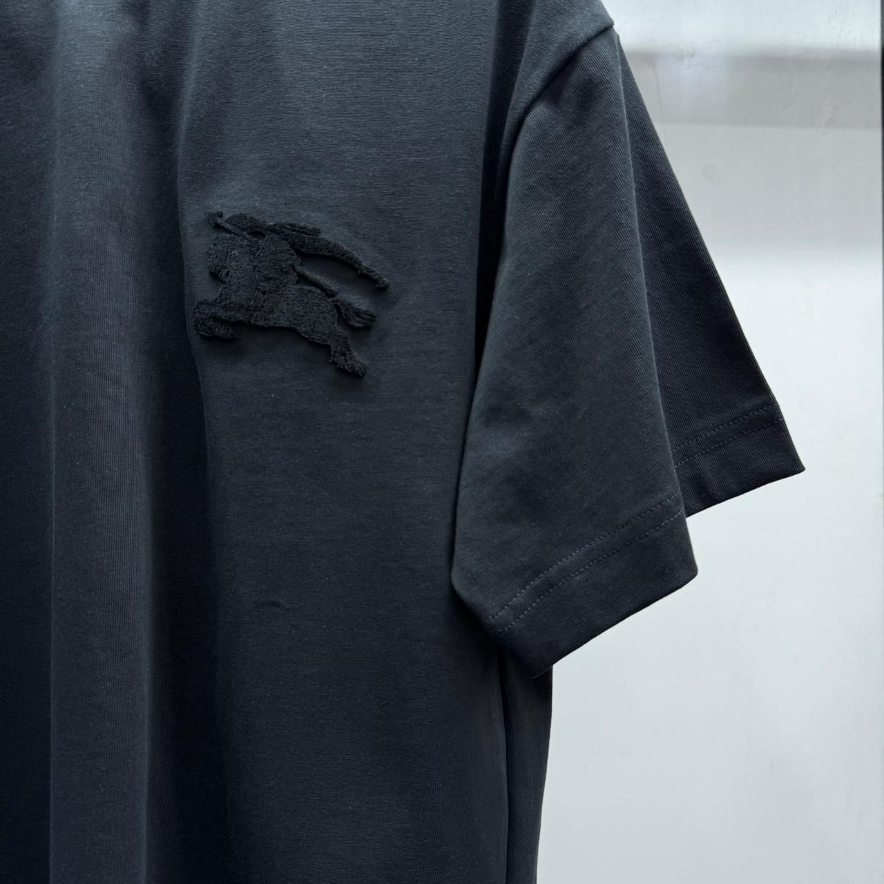 Burberry T-shirt