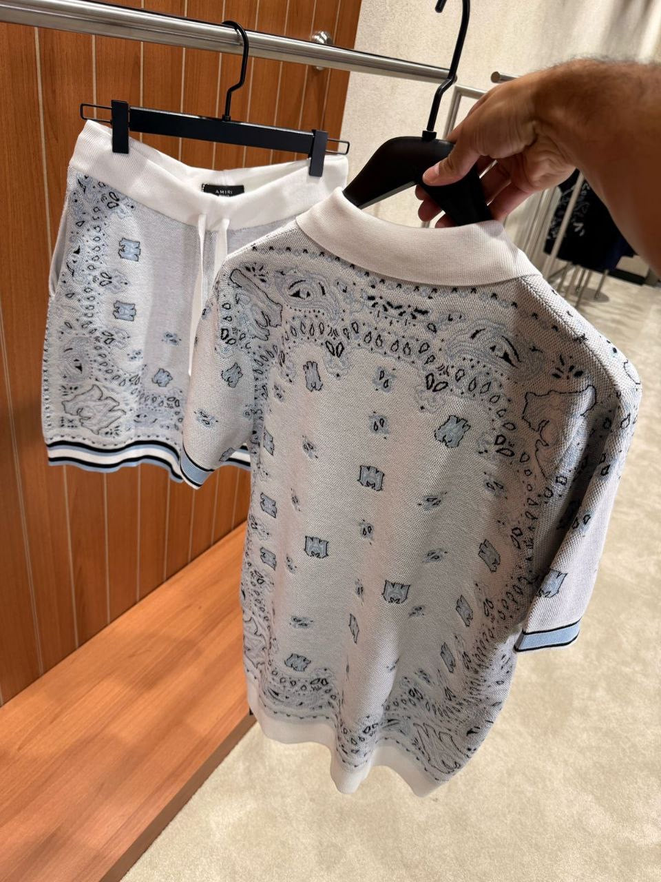Amiri Set