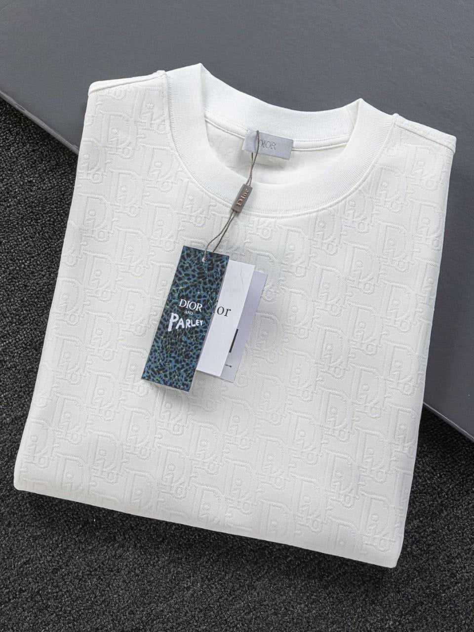 Dior T-shirt