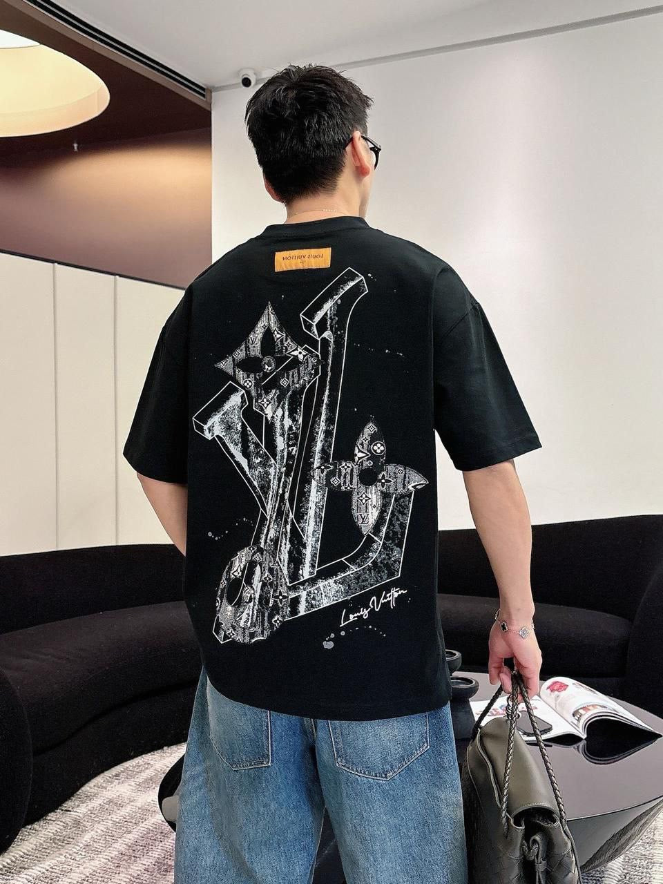 Louis Vuitton T-shirt