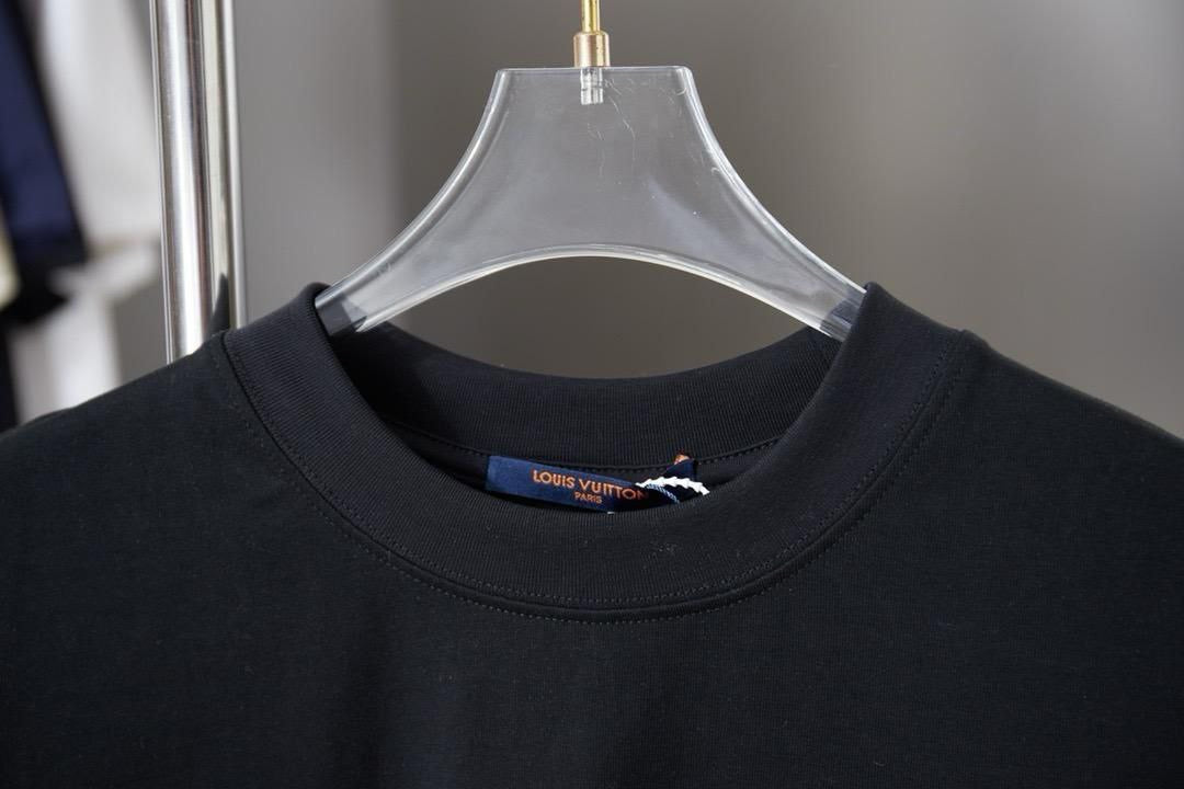 Louis Vuitton T-shirt