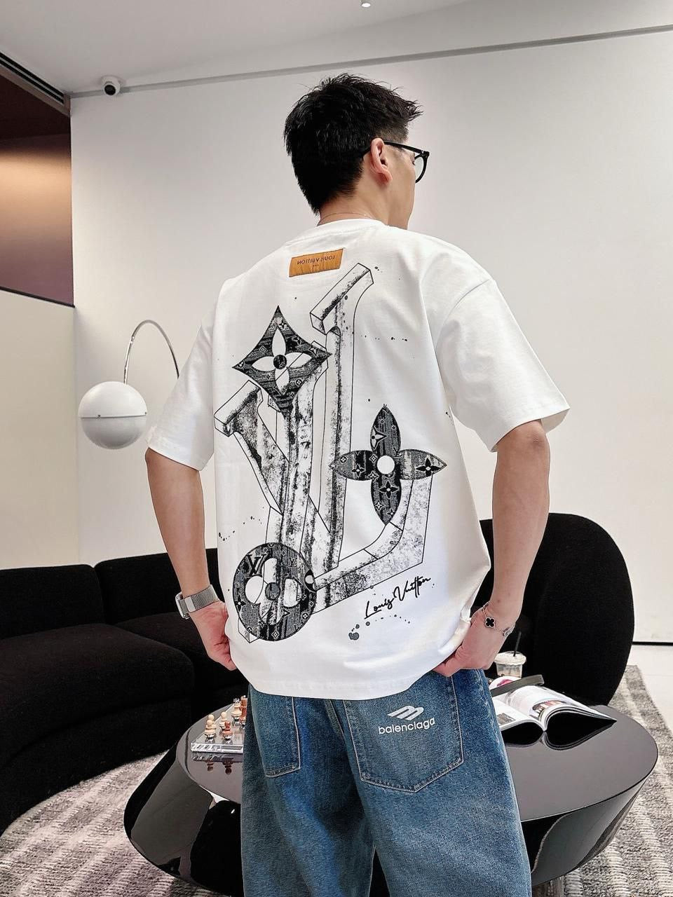 Louis Vuitton T-shirt
