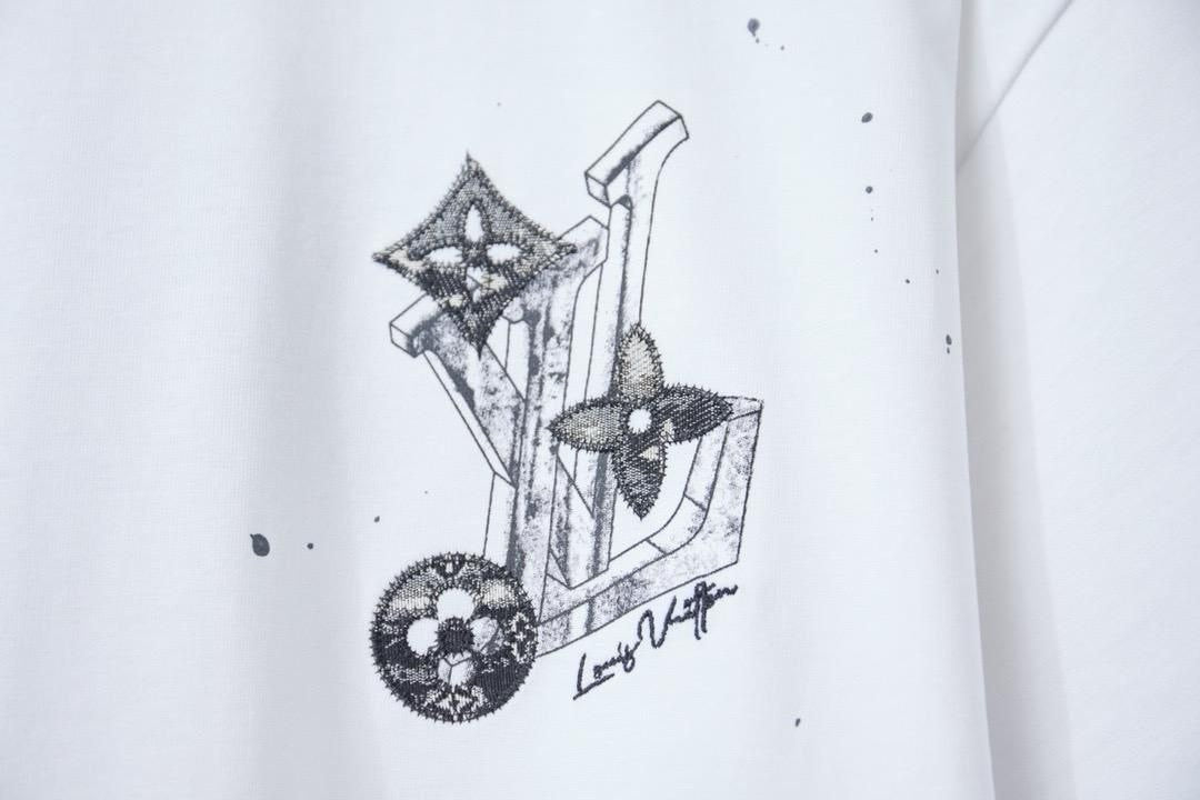 Louis Vuitton T-shirt