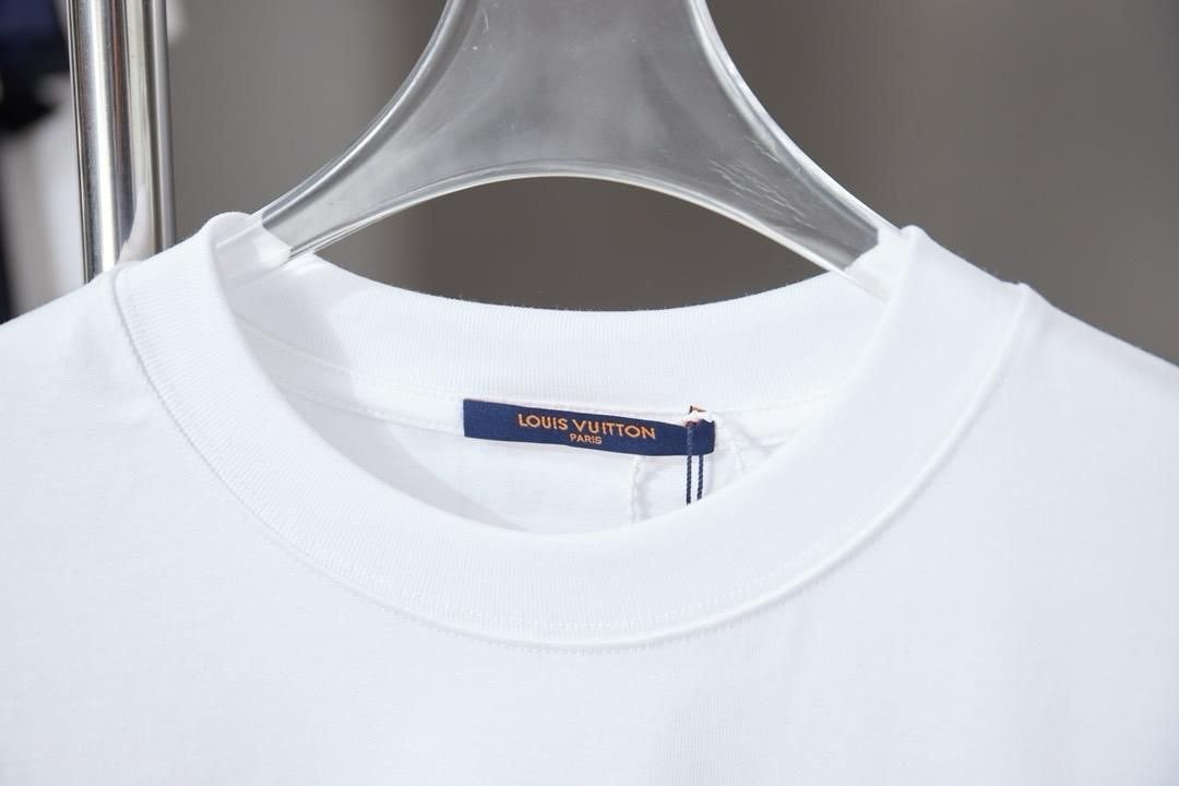 Louis Vuitton T-shirt