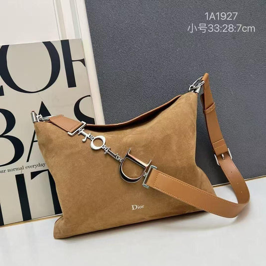 Dior sling Bag