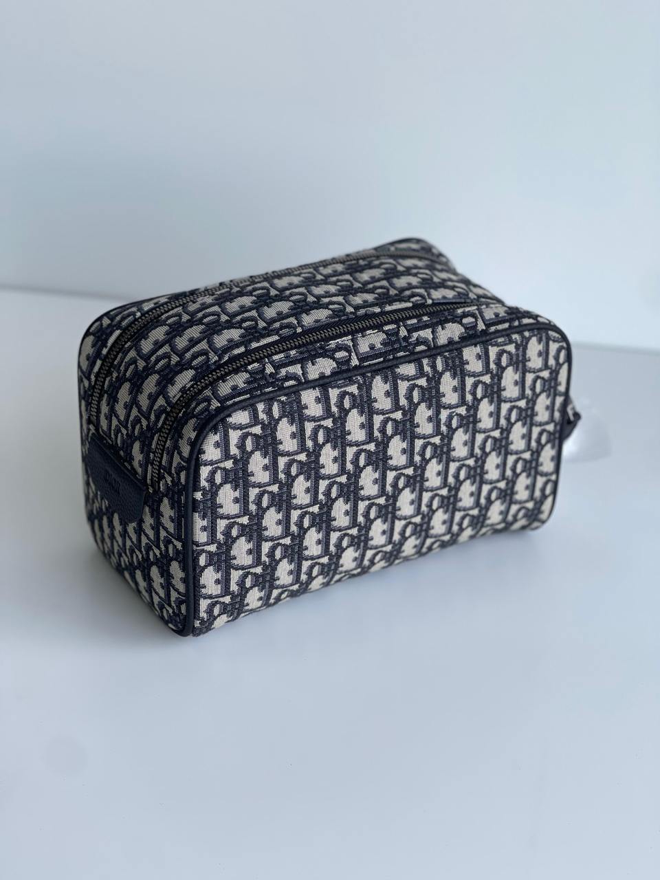Dior Pouch (VIP Quality)
