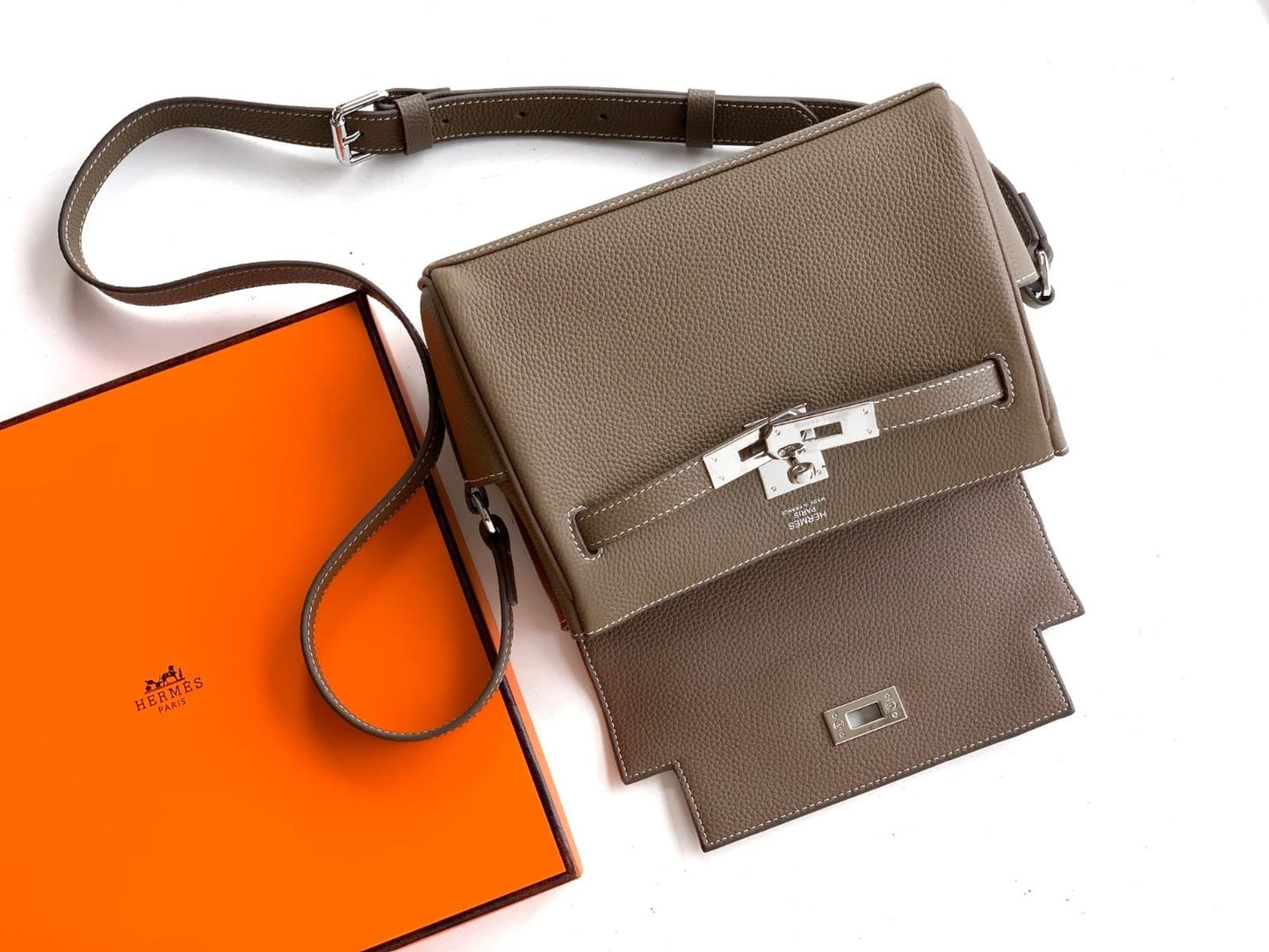 Hermes Messenger Bag (Vip)