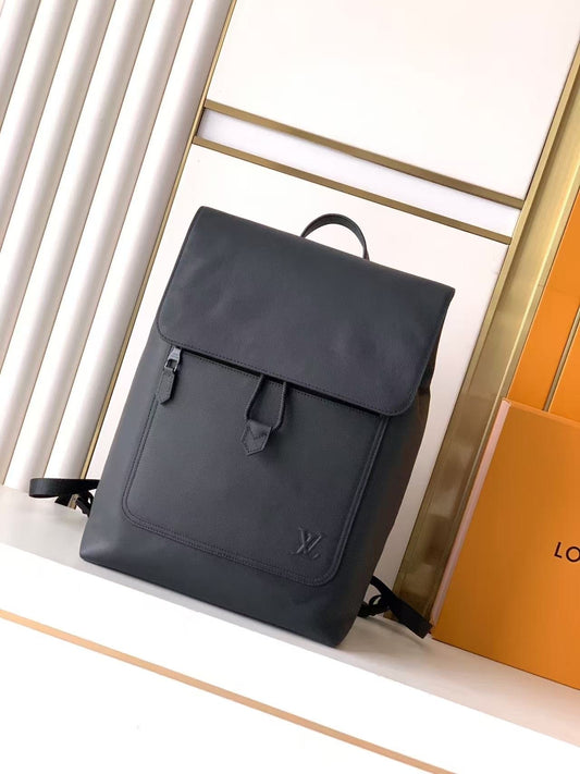 Louis Vuitton Backpack (VIP Quality)