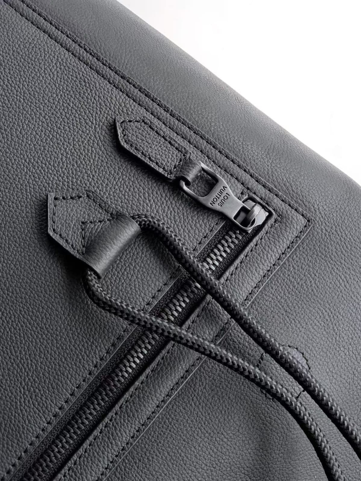 Louis Vuitton Backpack (VIP Quality)