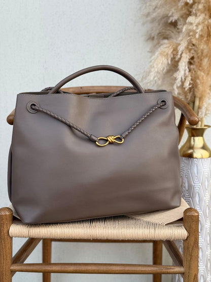 Bottega Veneta Handbag