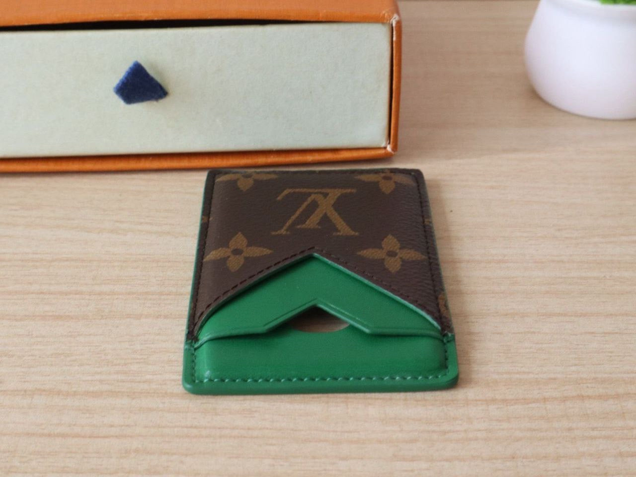Louis Vuitton CardHolder