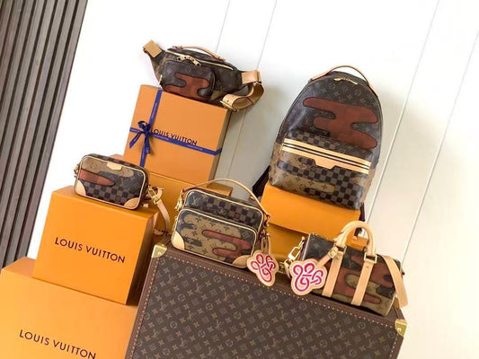 Louis Vuitton (Messenger-Sling-Belt-Backpack) vip