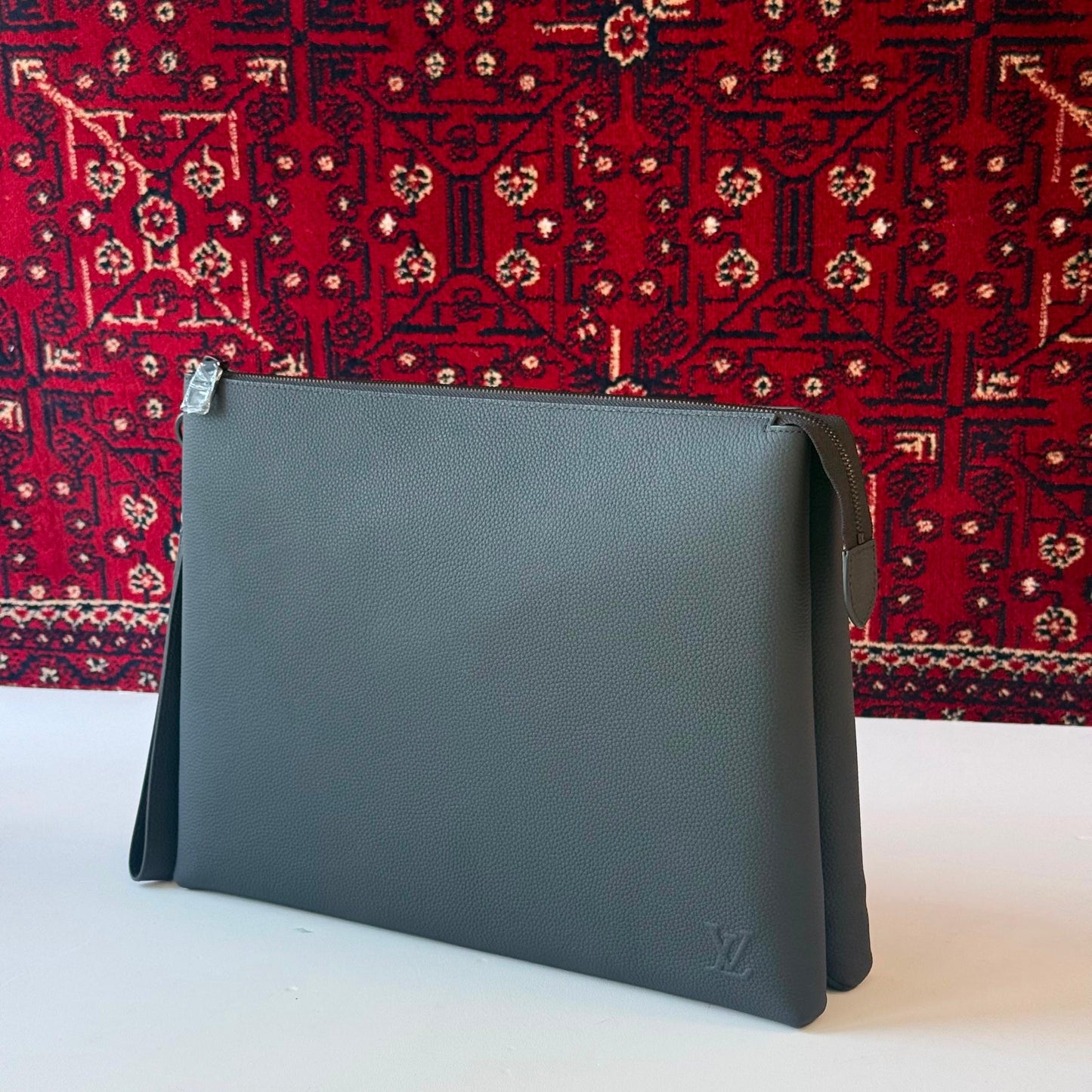 Louis Vuitton Pouch (VIP Quality)