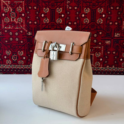 Hermes Backpack (VIP Quality)