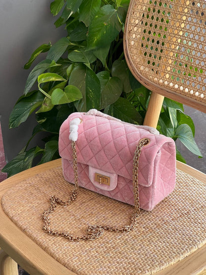 Chanel Sling Bag (Vip)