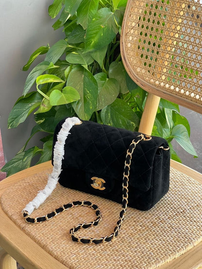 Chanel Sling Bag (Vip)