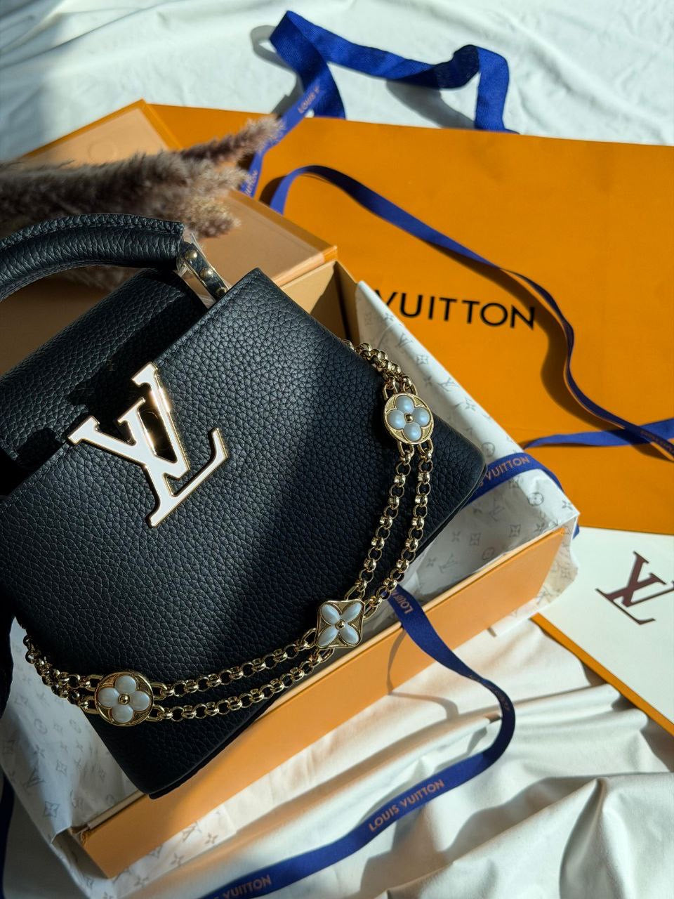 Louis Vuitton Sling Bag (Vip)
