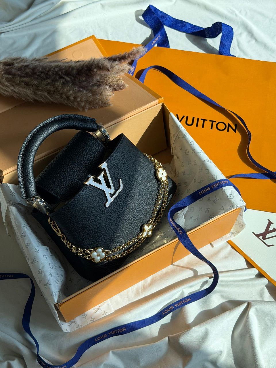 Louis Vuitton Sling Bag (Vip)
