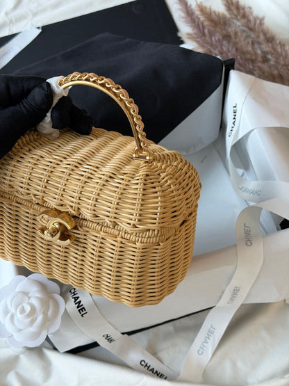 Louis Vuitton Sling Bag (Vip)