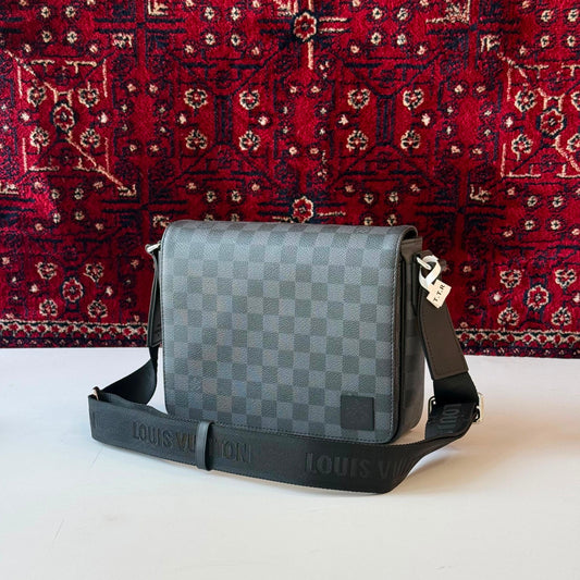 Louis Vuitton Messenger (VIP)