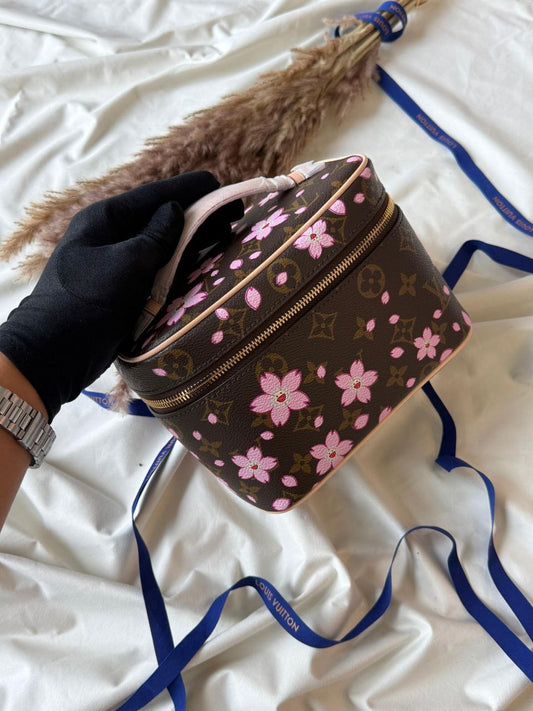 Chanel Makup Bag (VIP Quality)