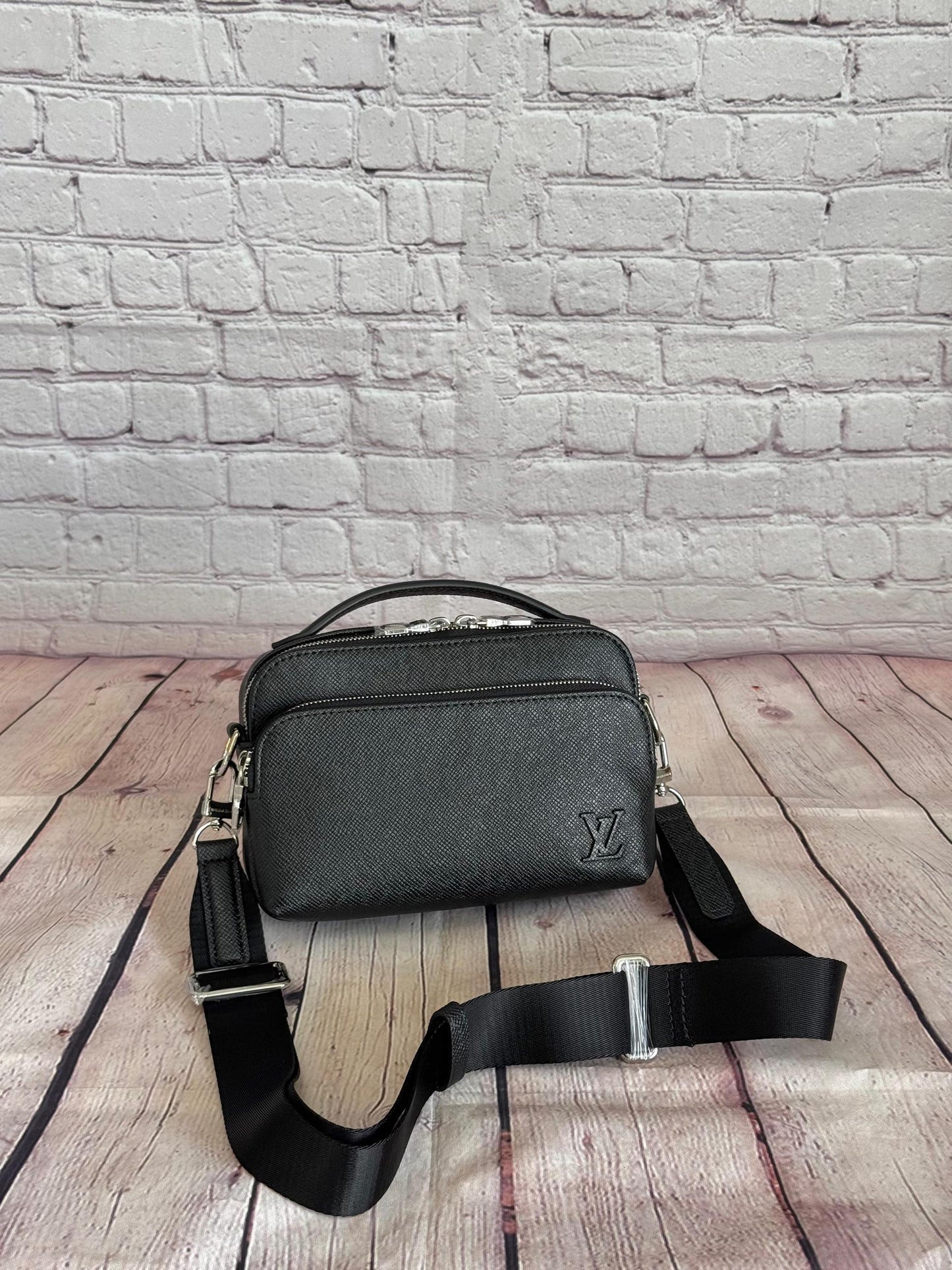 Louis Vuitton Sling Bag (VIP Quality)