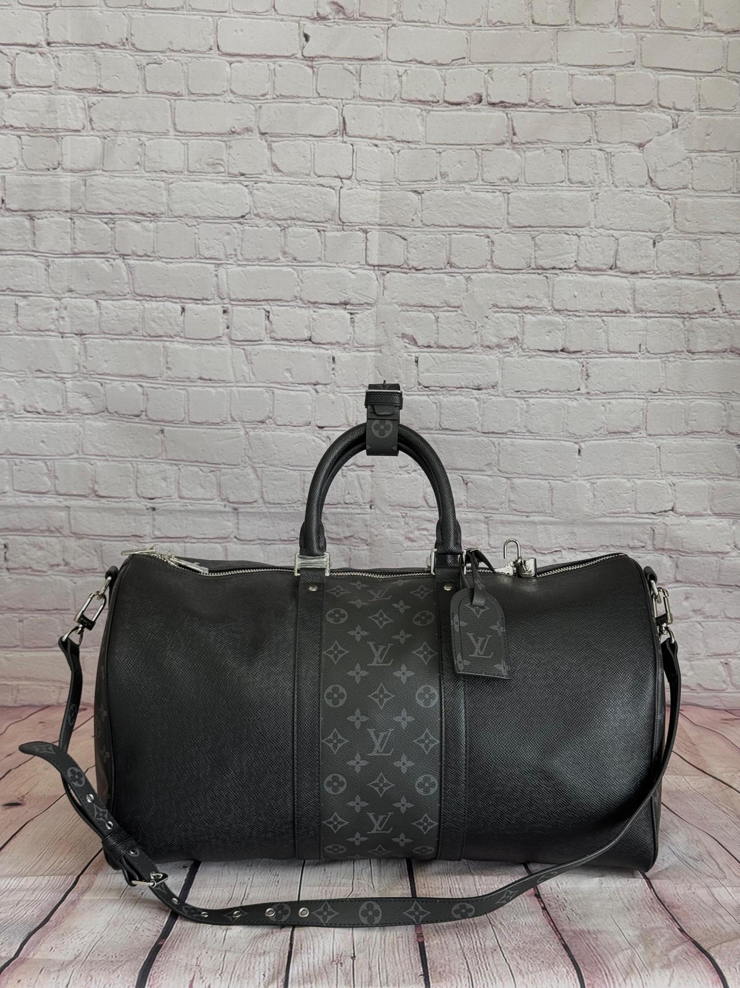Louis Vuitton Travel Bag ( VIP Quality )