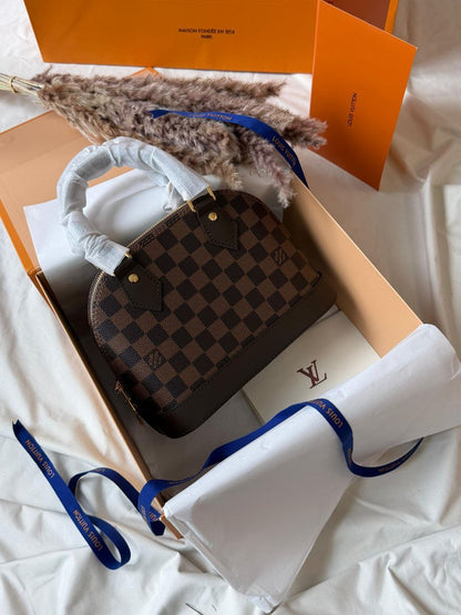 Louis Vuitton Handbag (Vip)
