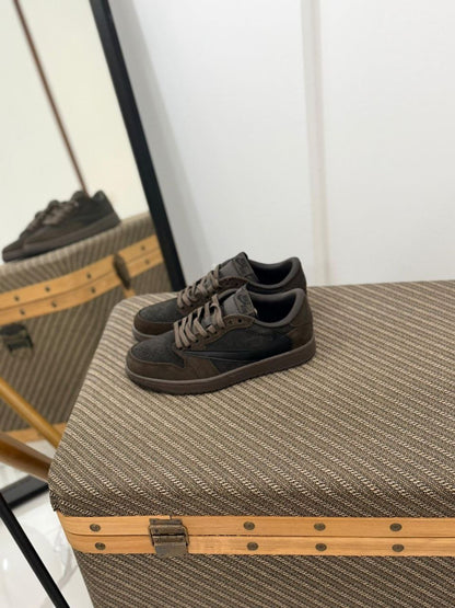 Nike Air Jordan 1 Retro Low OG SP Travis Scott in "Velvet Brown". VIP Quality