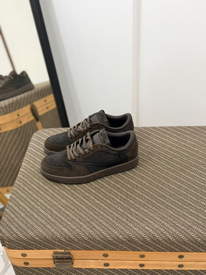 Nike Air Jordan 1 Retro Low OG SP Travis Scott in "Velvet Brown". VIP Quality