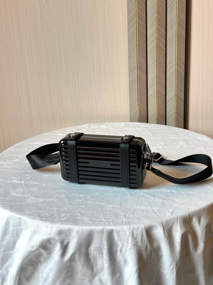 Rimowa Sling Bag (Vip)