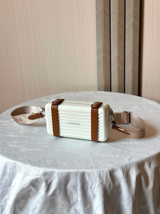 Rimowa Sling Bag (Vip)