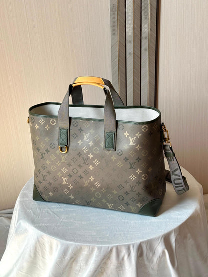 Louis Vuitton Tote Bag (Vip)