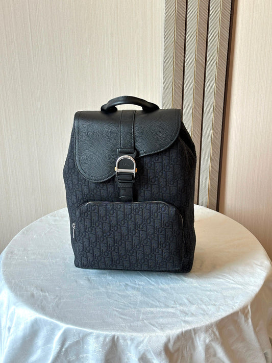 Dior Backpack (VIP Quality)