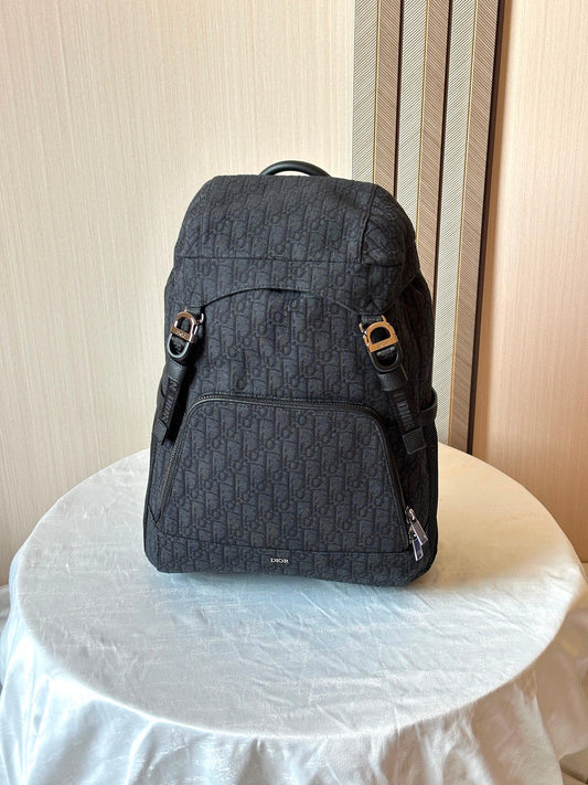 Dior Backpack (VIP Quality)